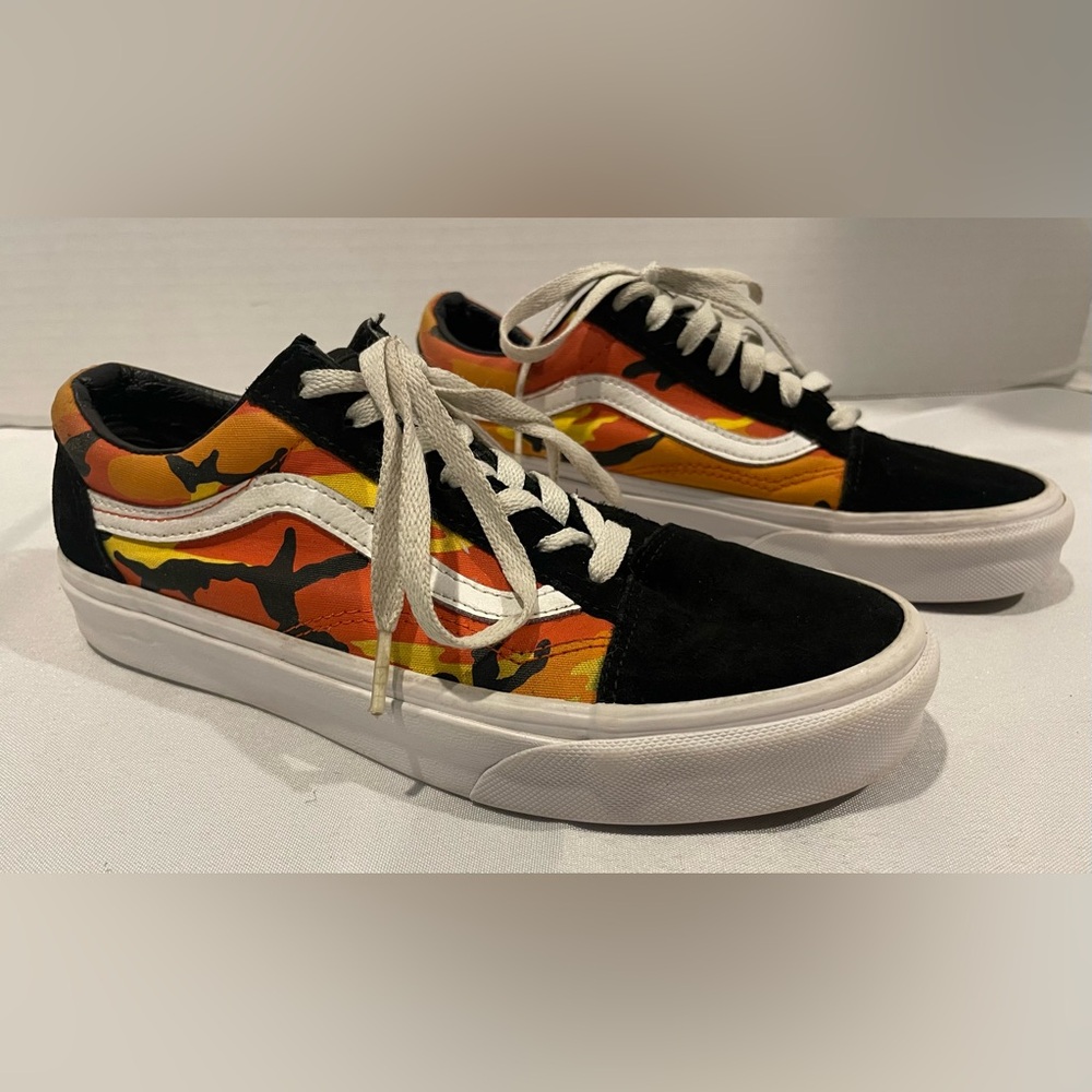 VANS Old Skool Spicy Orange Camouflage Camo Lace Up Sneakers Women’s 7 Mens 5.5